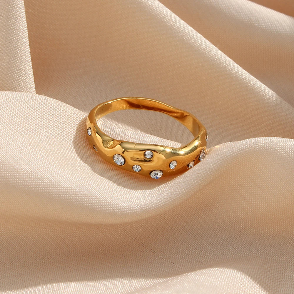 Diamond Kisses Ring