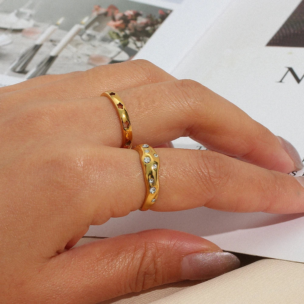 Diamond Kisses Ring