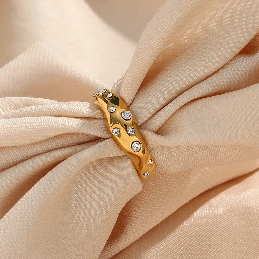 Diamond Kisses Ring