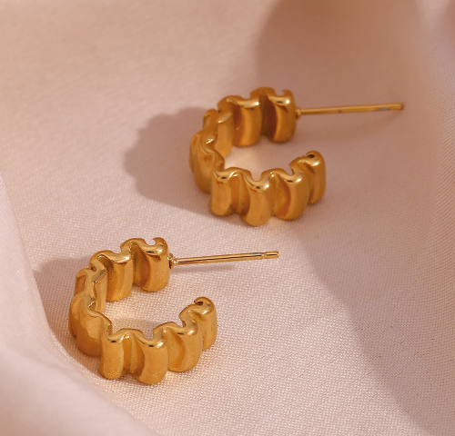 S'crunchy Huggy Hoops