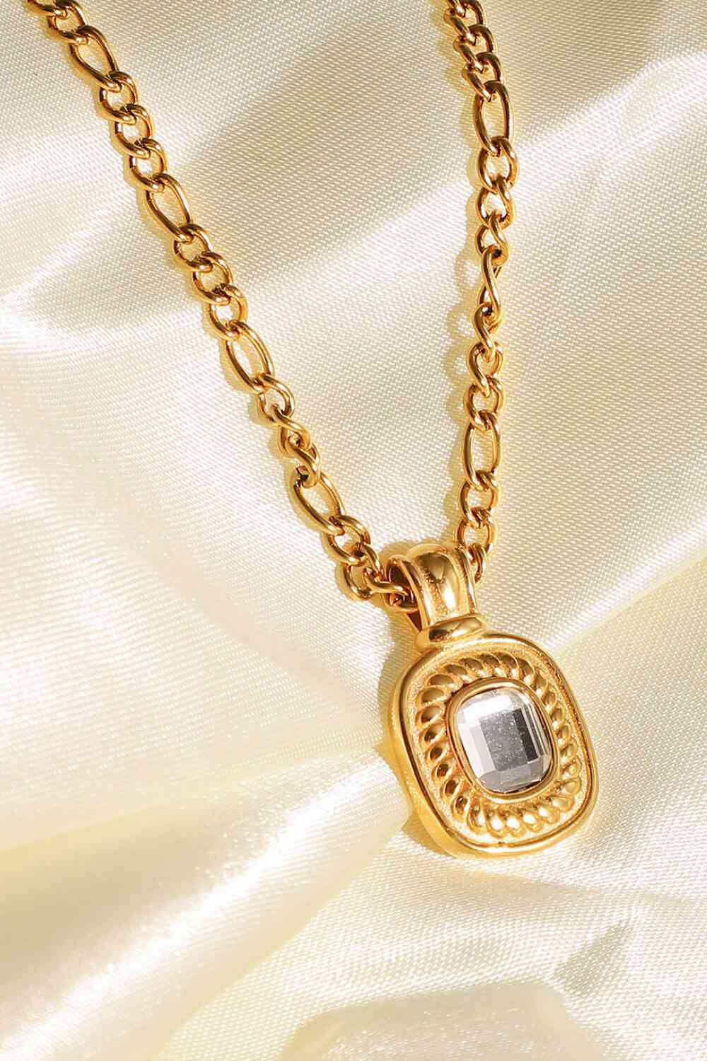 She's the One Pendant Necklace