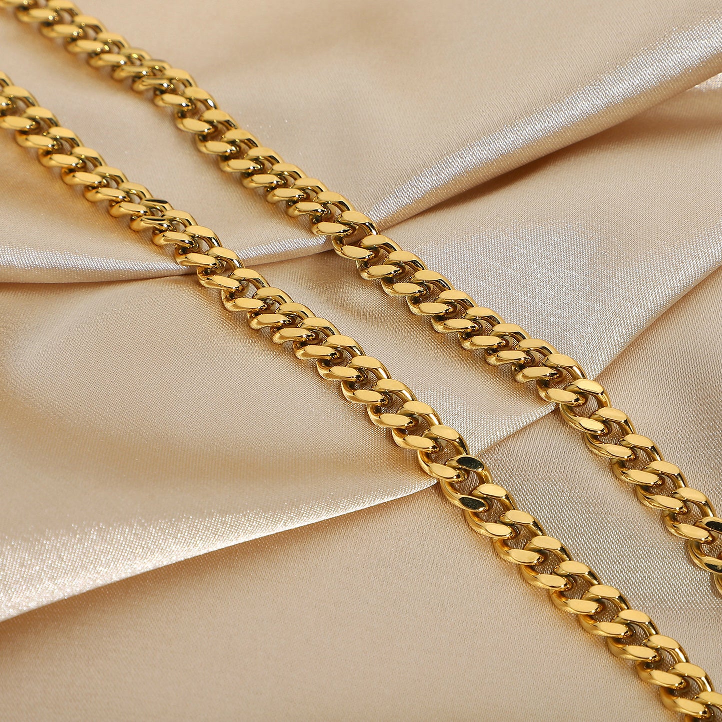 Casual Cuban Necklace